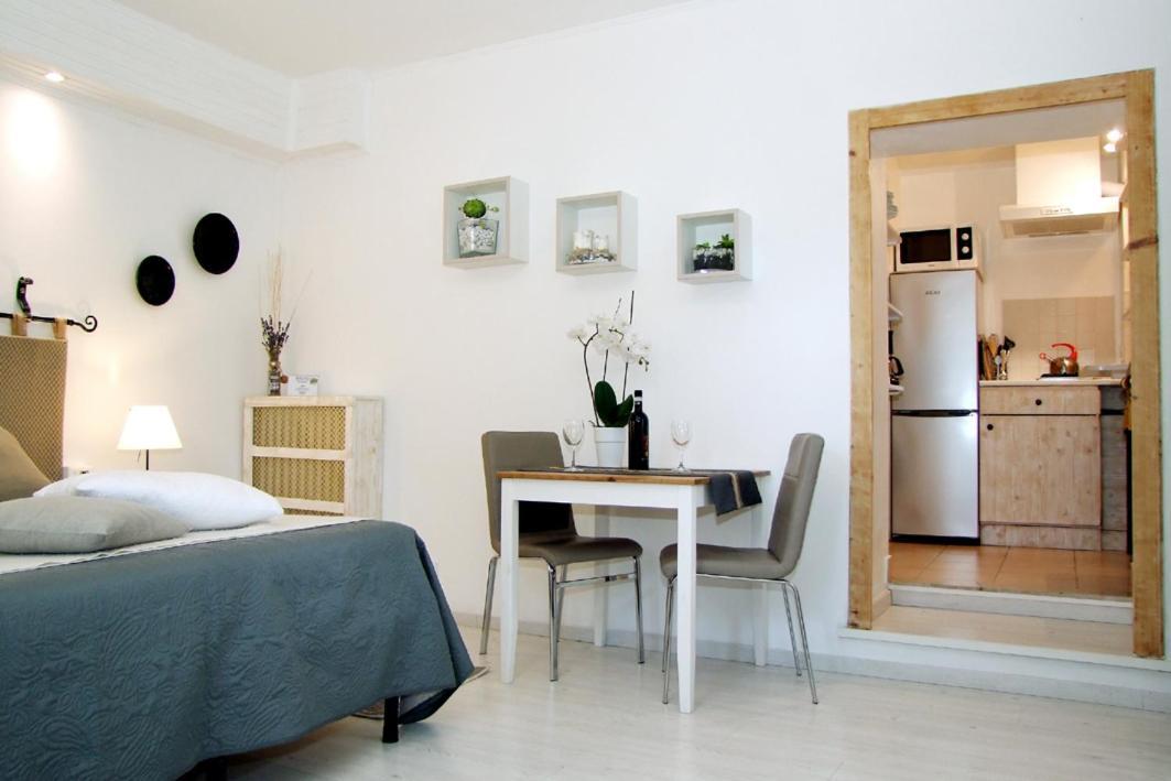 Monolocali In Casa Con Giardino Bellagio Leilighet Eksteriør bilde